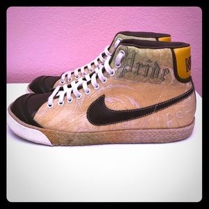 nike sample shoes